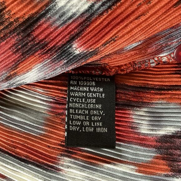 Essentials by Milano Blouse - Picture 6 of 7